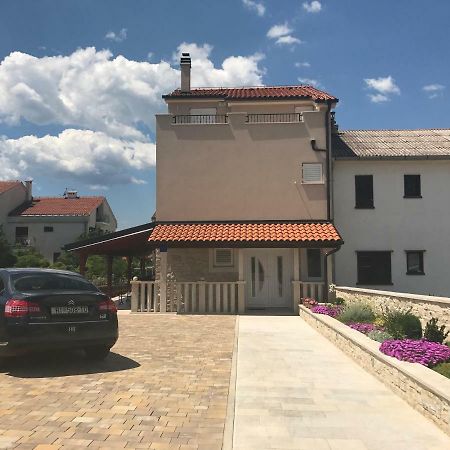 Apartment Ivana Punat Exterior photo