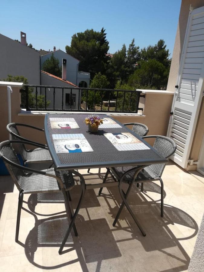 Apartment Ivana Punat Exterior photo