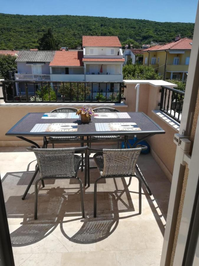 Apartment Ivana Punat Exterior photo